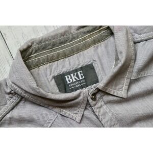 BKE Buckle Men’s button up dress shirt